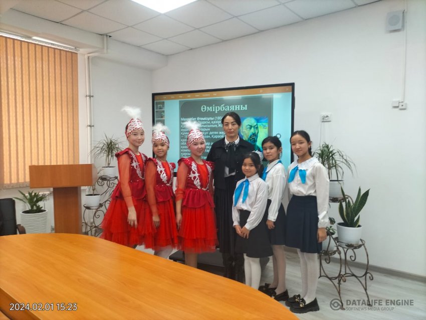 "Ерліктің символы – Махамбет поэзиясы" тақырыбында М.Өтемісұлының өмірі мен шығармашылығына арналған іс-шара өткізілді.