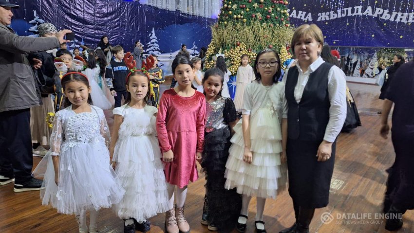Тұран ауданы әкімі шыршасы