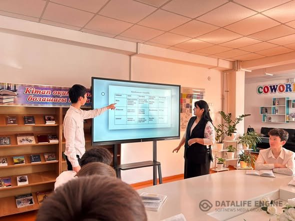 «Кітап оқитын ұлт» жобасы аясында кітапханада 20 минуттық кітап оқу